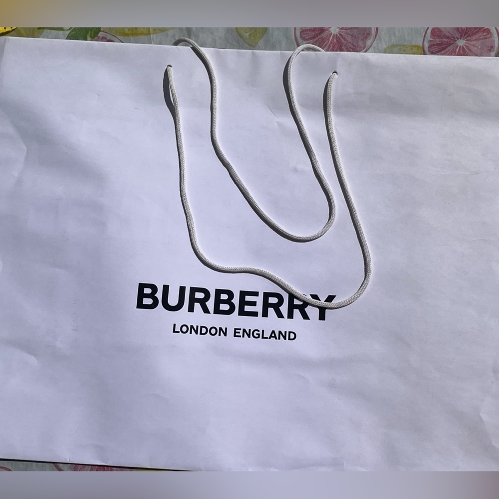 Burberry White Shopping Bag
